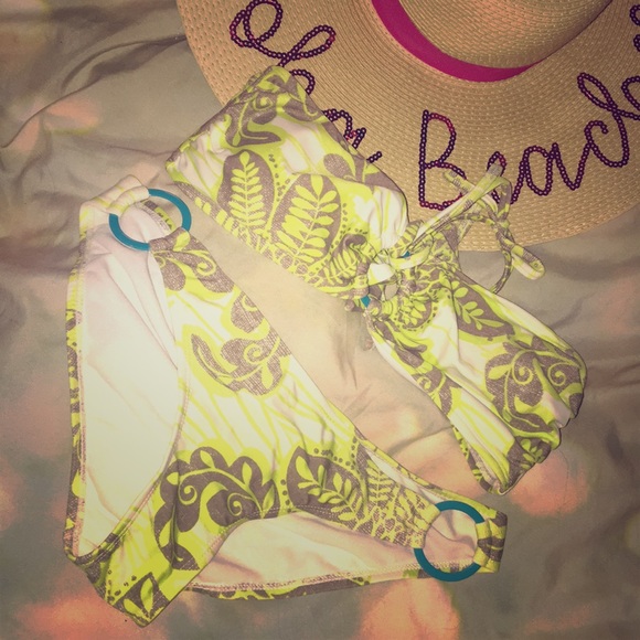 Xhilaration Other - *NWOT* Tropical 🌴 Print Bikini